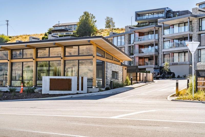 Winona Of Wanaka - Luxury Lakefront Apartment Екстериор снимка